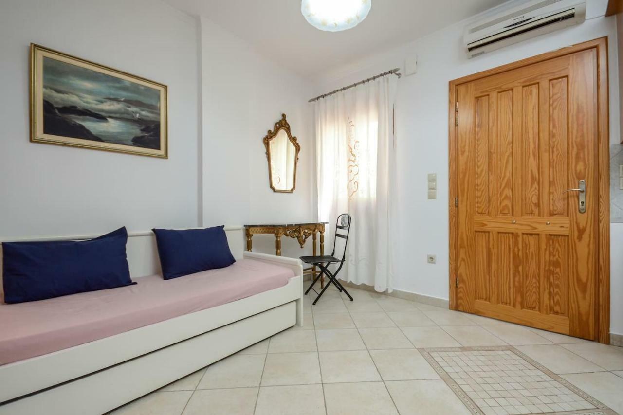 Independent Agapitos Apart , 2Bdrm, Private Patio Naxos City Eksteriør bilde